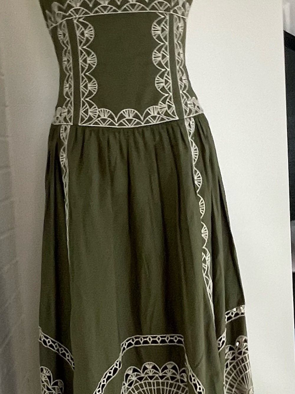 Anthropologie Strapless Olive Green Embroidered Cotton Midi Dress NWT Small - Picture 4 of 11